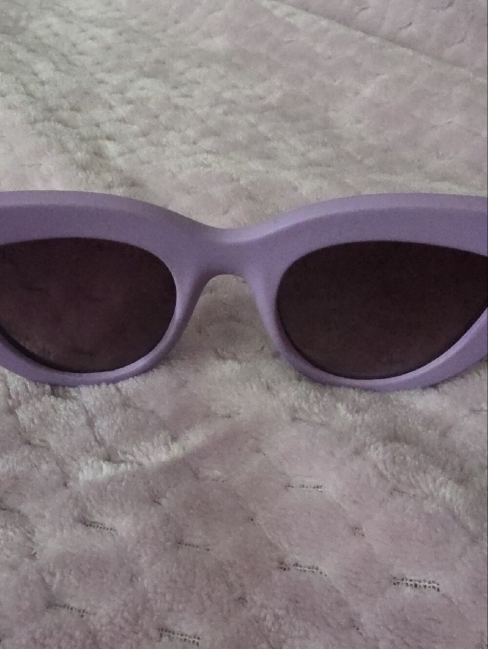 Quay Australia Lilac Cat-Eye Sunglasses Y2K.. with Dark OMBRE Lenses. See Adl Dt - Picture 7 of 16